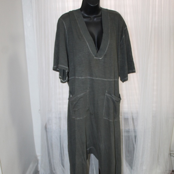 Natural Life V Neck Olive Green Romper. Sz. XL - Picture 1 of 7